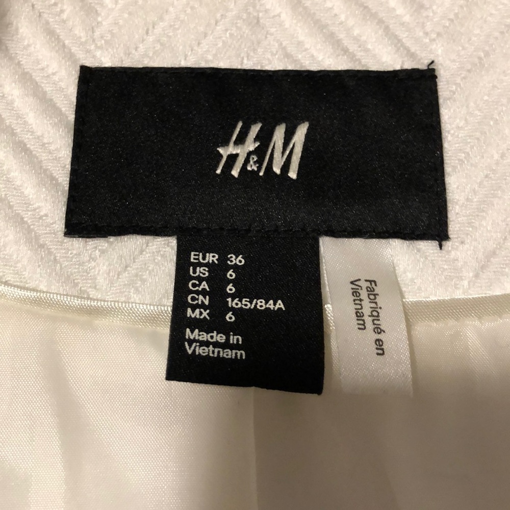 H&M Blazer - Picture 7 of 15